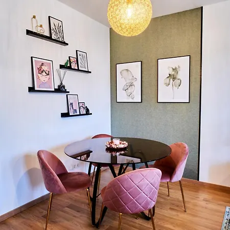 Golden Bard * بودابست